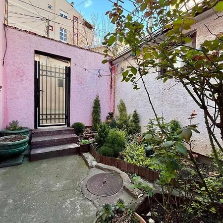 Verica Apartment *